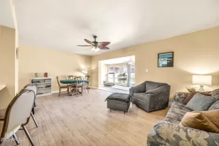 Photo #5: 6904526 Listing