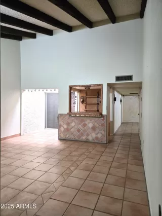 Photo #6: 6904611 Listing 