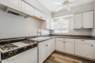 Photo #3: 6904774 Listing 