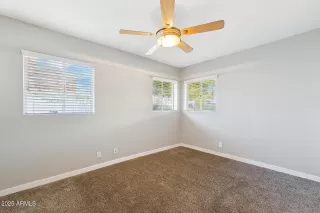 Photo #6: 6904774 Listing 