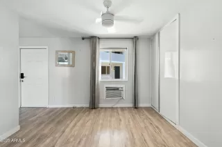 Photo #3: 6905366 Listing