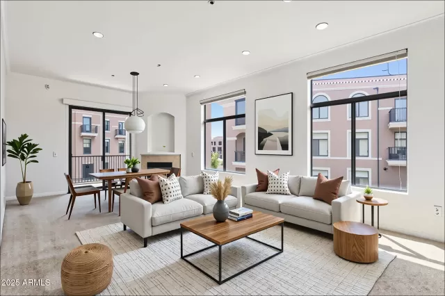 MLS: 6905438 Condo For Sale