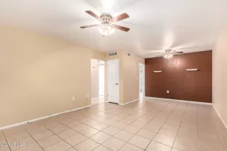 Photo #5: 6905466 Listing 