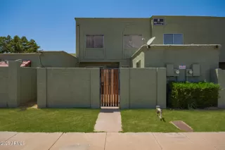 More Details about MLS # 6905565 : 14004 N 54TH AVENUE
