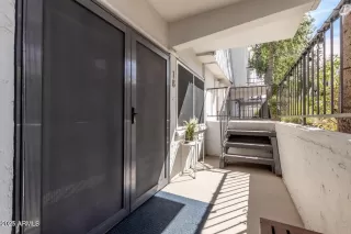 Photo #2: 6905601 Listing 