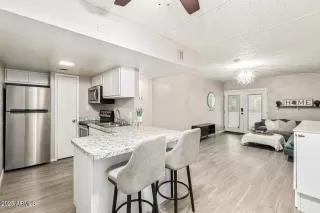 Photo #4: 6905601 Listing 