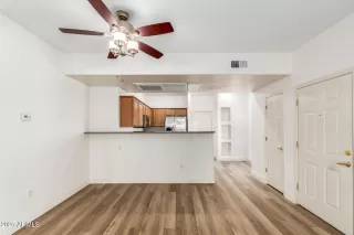 Photo #3: 6905660 Listing