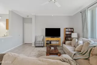 Photo #3: 6905683 Listing 