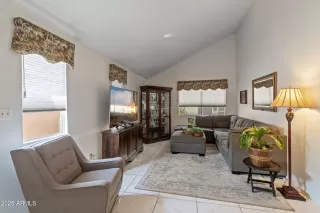 Photo #5: 6905764 Listing 