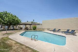 Photo #1: 6905799 Listing 