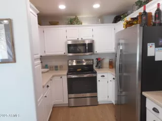 Photo #5: 6905857 Listing 