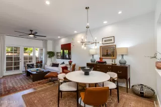 Photo #2: 6905910 Listing 