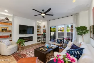 Photo #6: 6905910 Listing 