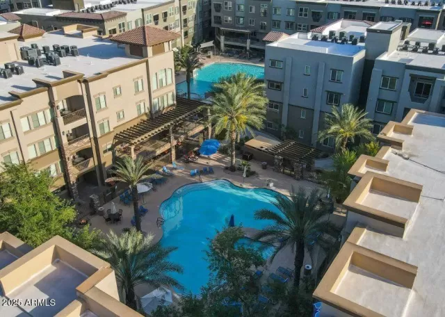 MLS: 6905970 Condo For Sale