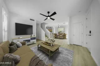 Photo #1: 6906097 Listing 