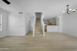 Photo #6: 6906097 Listing 