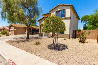 Photo #4: 6906128 Listing