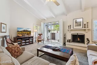 Photo #6: 6906239 Listing 