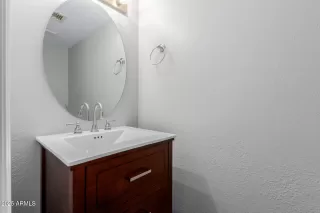 Photo #6: 6906303 Listing 
