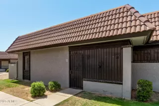 Photo #2: 6906336 Listing