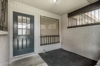 Photo #3: 6906336 Listing