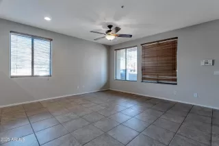 Photo #2: 6906439 Listing 