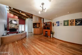 Photo #5: 6906494 Listing 