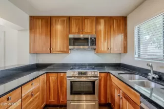 Photo #2: 6906550 Listing 