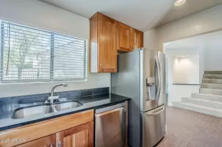 Photo #3: 6906550 Listing 