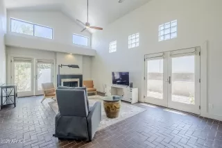 Photo #5: 6906550 Listing 