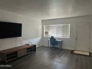 Photo #3: 6906839 Listing 