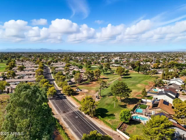 MLS: 6906913 Condo For Sale