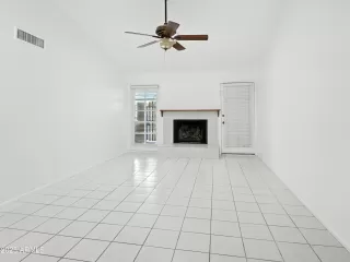 Photo #1: 6906913 Listing