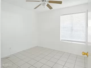 Photo #5: 6906913 Listing