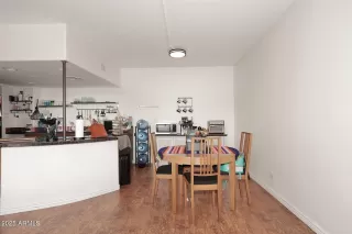 Photo #4: 6906976 Listing 