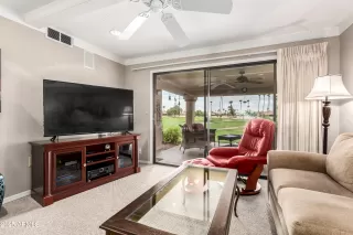 Photo #4: 6906982 Listing