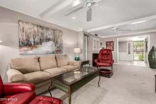 Photo #5: 6906982 Listing