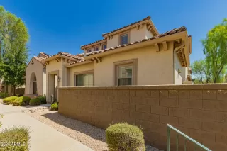 More Details about MLS # 6906987 : 3662 W MCCAULEY COURT