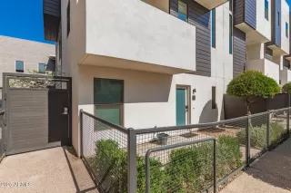 More Details about MLS # 6907012 : 325 E CORONADO ROAD#10