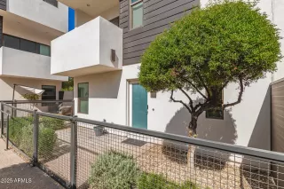 Photo #1: 6907012 Listing 