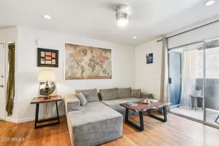 Photo #1: 6907034 Listing