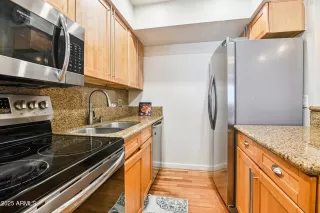 Photo #6: 6907034 Listing