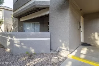 Photo #5: 6907109 Listing 