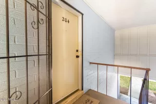 Photo #2: 6907152 Listing