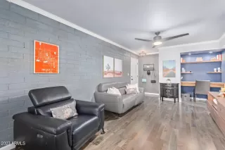 Photo #4: 6907152 Listing