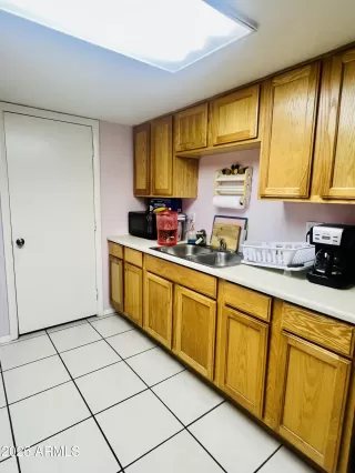 Photo #3: 6907214 Listing 