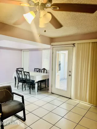 Photo #6: 6907214 Listing 