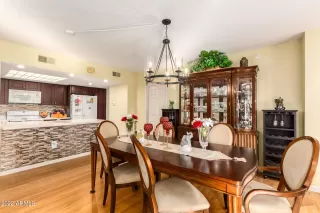 Photo #2: 6907407 Listing