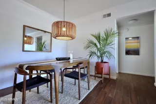 Photo #3: 6907510 Listing 