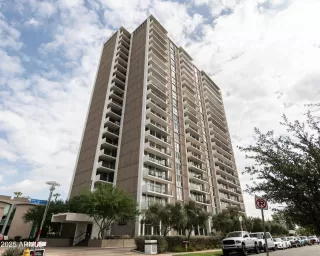 Photo #1: 6907689 Listing